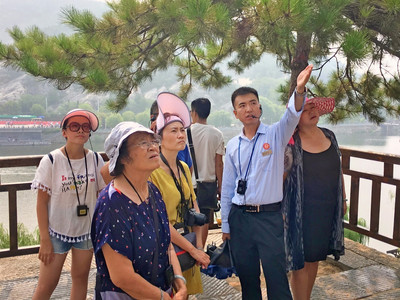 龍門風物迎客心，優質服務展溫情——記龍門景區管理與服務的正能量實踐